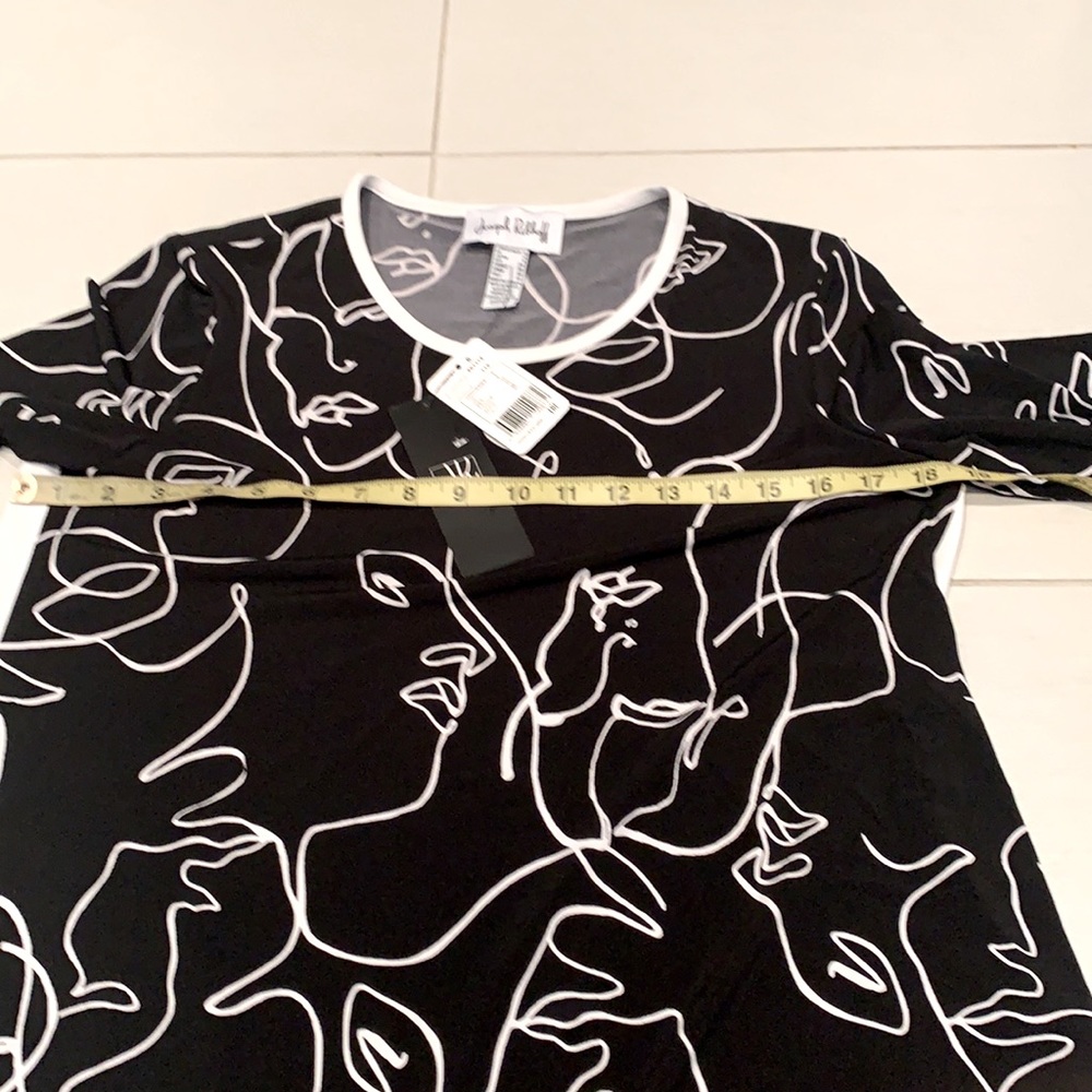 NWT🌺Made in🇨🇦Beautiful JR Modern Abstract Tunic - Picture 9 of 15